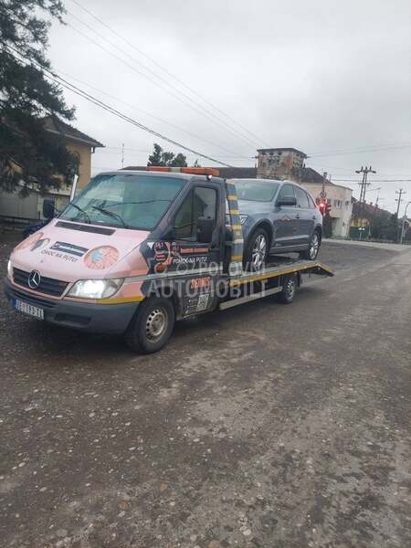 Mercedes Benz sprinter