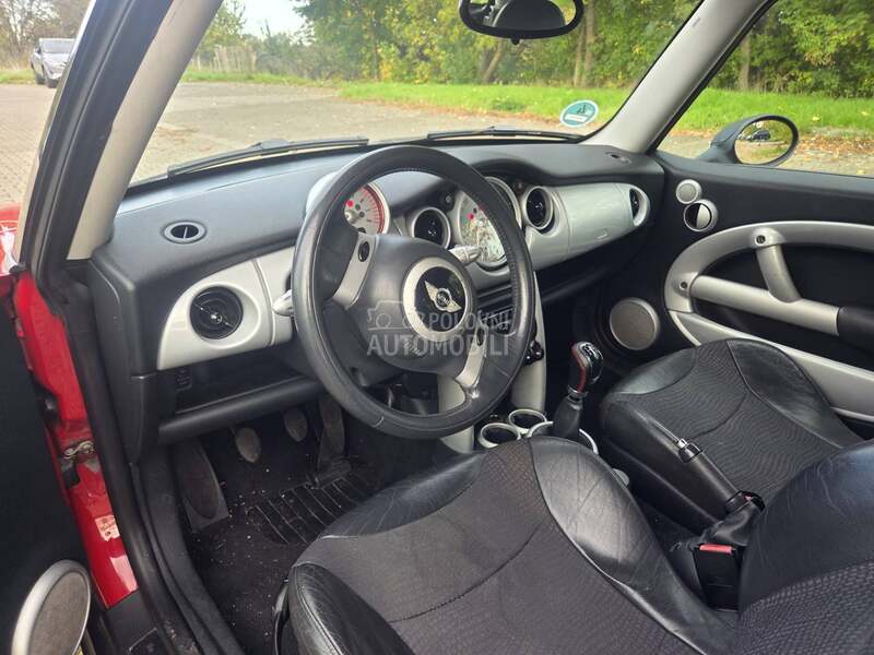 MINI Cooper 