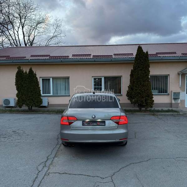 Škoda Superb 2.0 DSG ELEGANCE