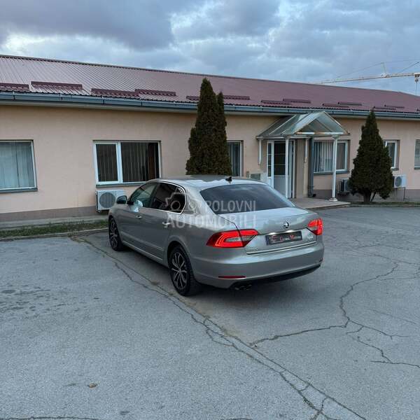Škoda Superb 2.0 DSG ELEGANCE