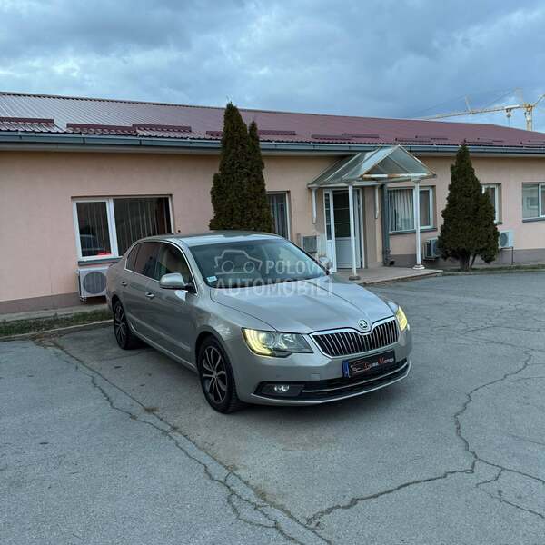 Škoda Superb 2.0 DSG ELEGANCE