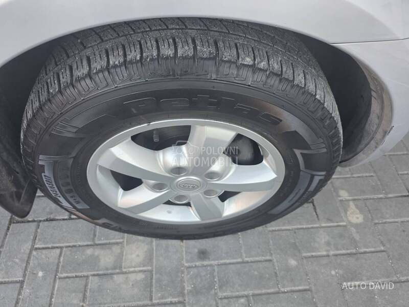 Kia Sorento 2.5D NOVA