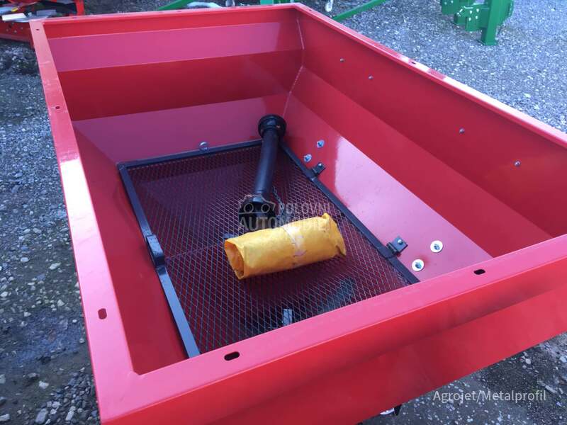 Tarim rasipač 1200lit