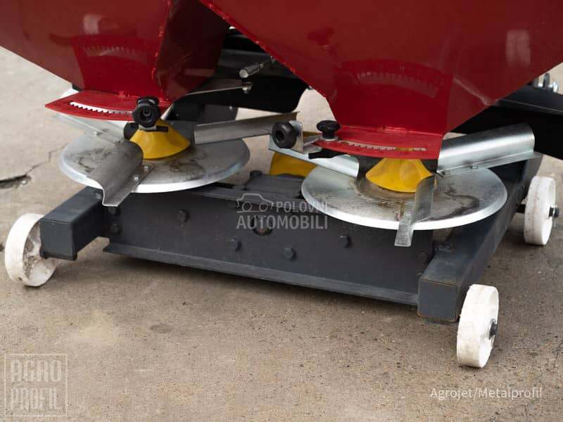 Tarim rasipač 1200lit