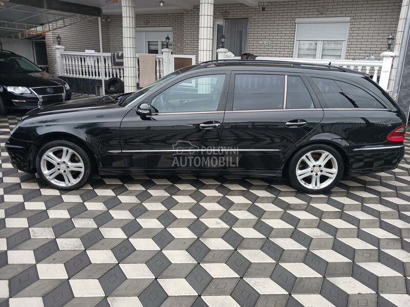 Mercedes Benz E 200 