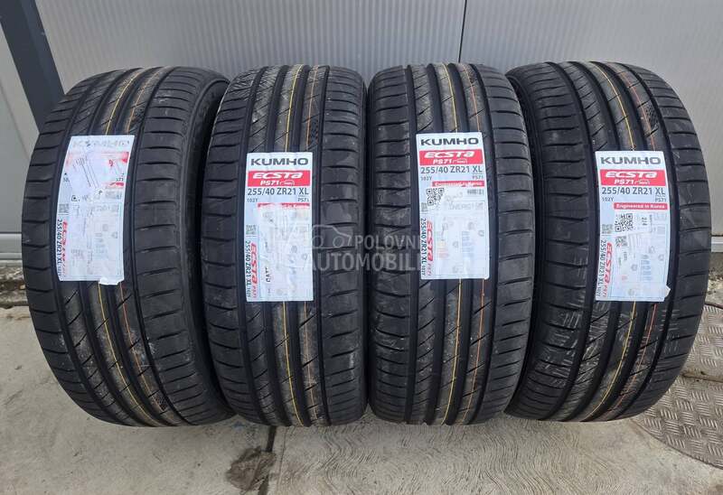Kumho 255/40 R21 Letnja