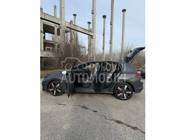 Volkswagen Golf 8 GTE