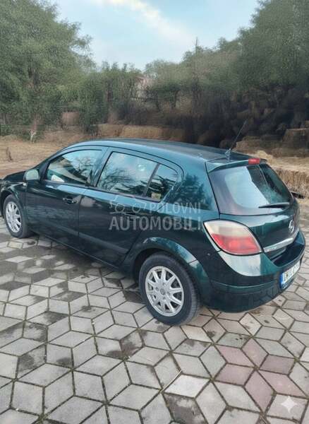 Opel Astra H 