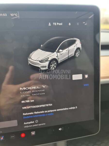 Tesla Model Y 