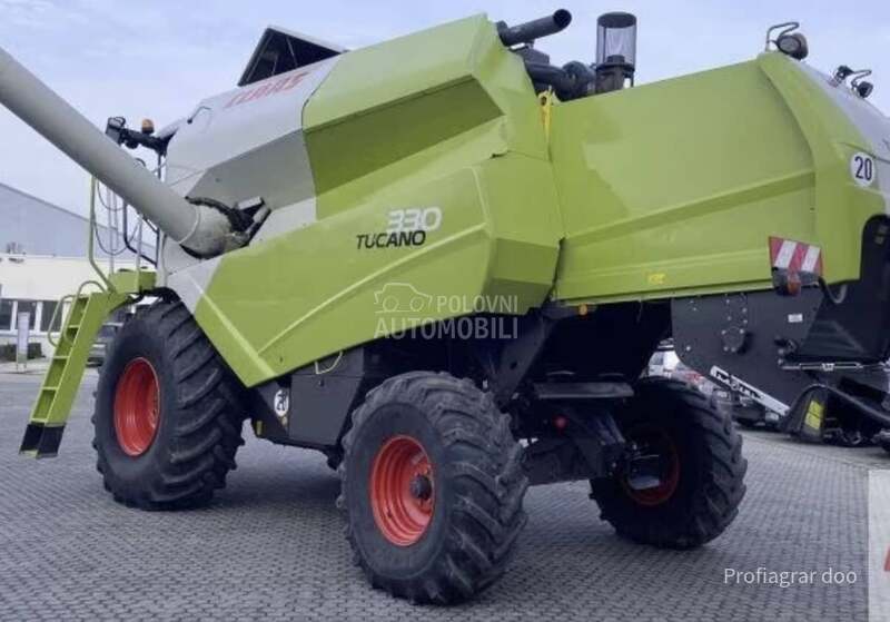 Claas Tucano 320