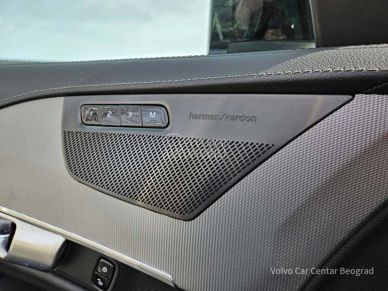 Volvo XC90 B5 AWD PLUS BRIGHT