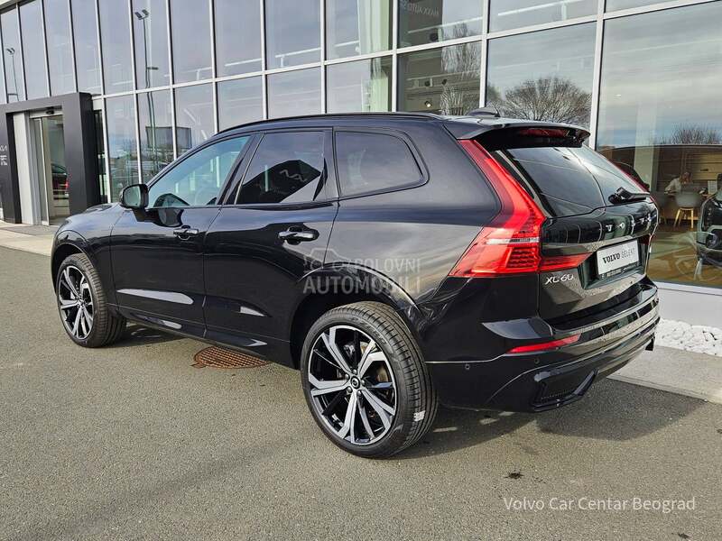 Volvo XC60 B5 AWD PLUS DARK