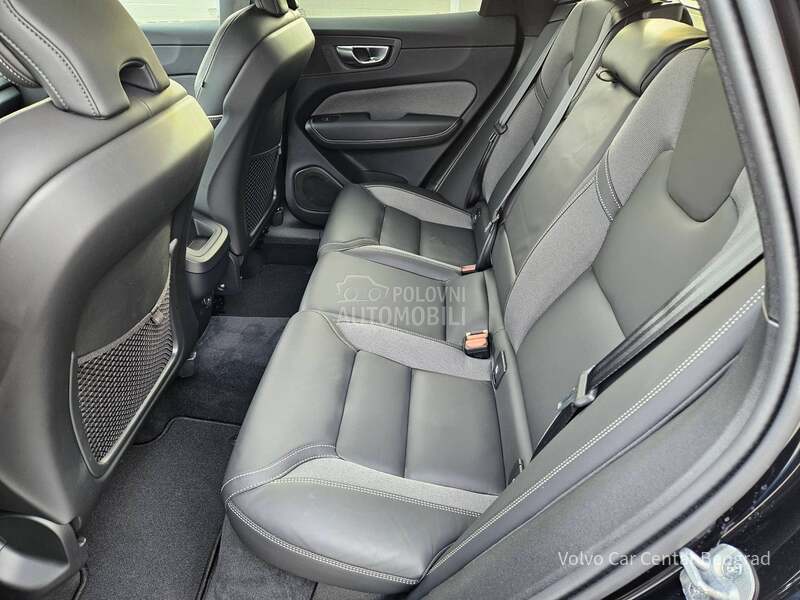 Volvo XC60 B5 AWD PLUS DARK