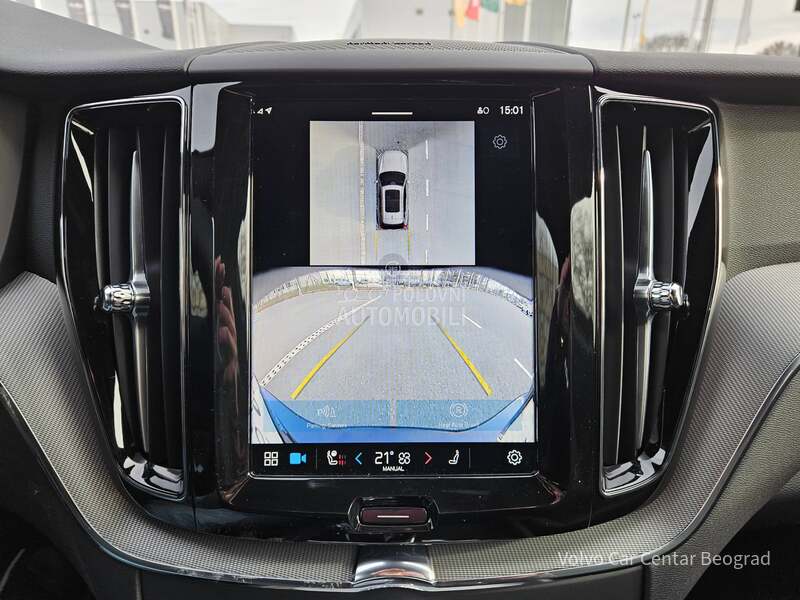 Volvo XC60 B5 AWD PLUS DARK