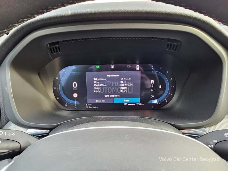 Volvo XC60 B5 AWD PLUS DARK