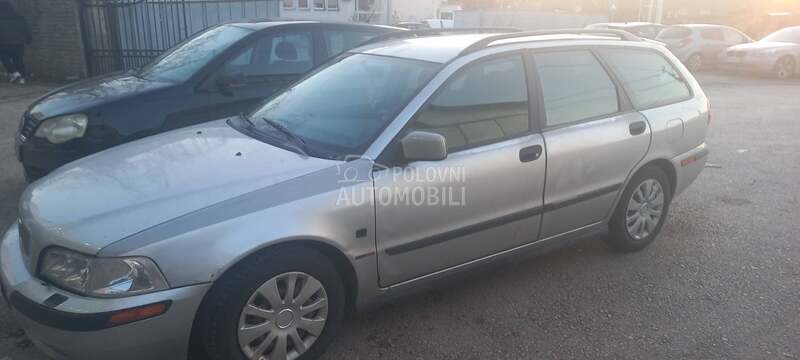 Volvo V40 1,9