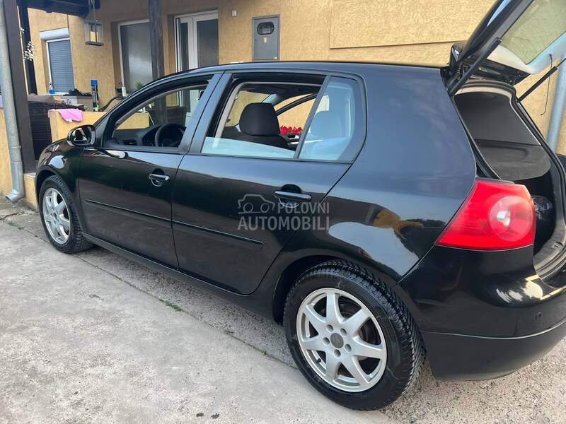 Volkswagen Golf 5 