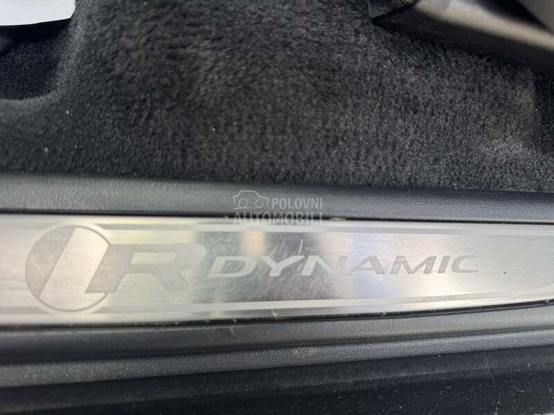 Jaguar E-Pace R DYNAMIC 240