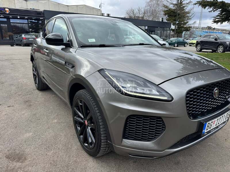 Jaguar E-Pace R DYNAMIC 240