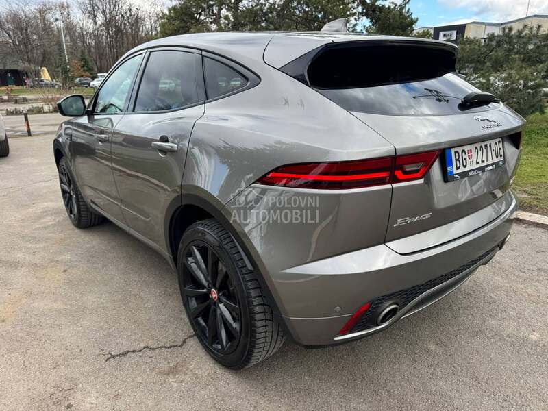 Jaguar E-Pace R DYNAMIC 240