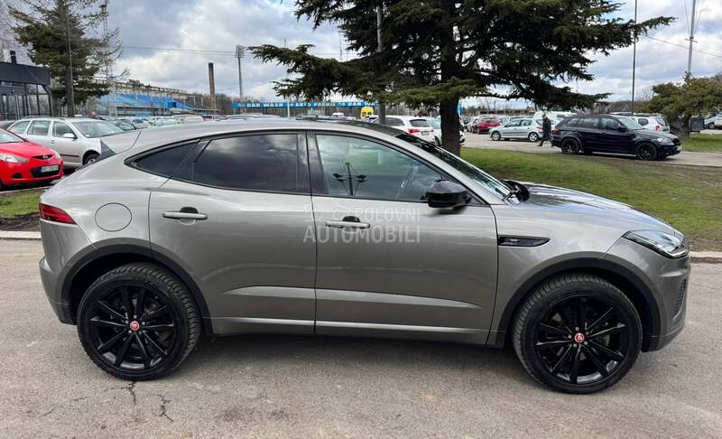Jaguar E-Pace R DYNAMIC 240