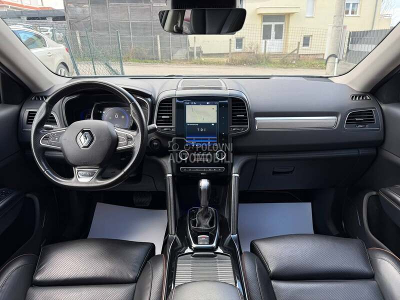 Renault Koleos INITIALE PARIS PANO