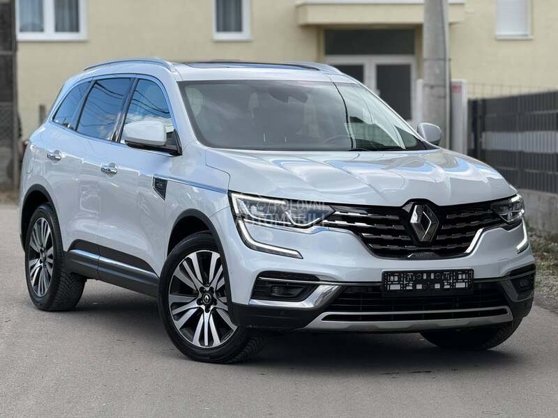 Renault Koleos INITIALE PARIS PANO