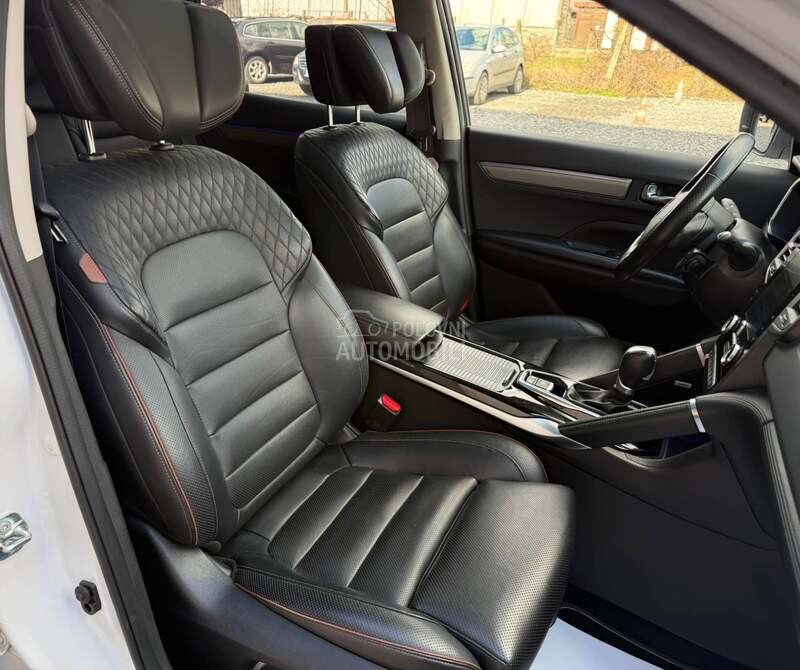 Renault Koleos INITIALE PARIS PANO