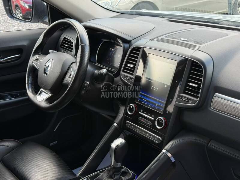 Renault Koleos INITIALE PARIS PANO