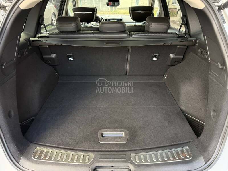 Renault Koleos INITIALE PARIS PANO