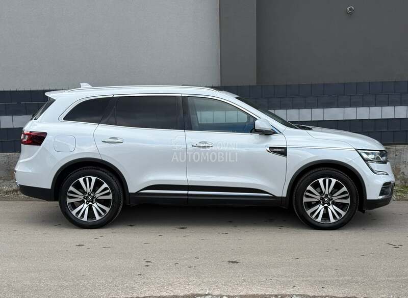 Renault Koleos INITIALE PARIS PANO