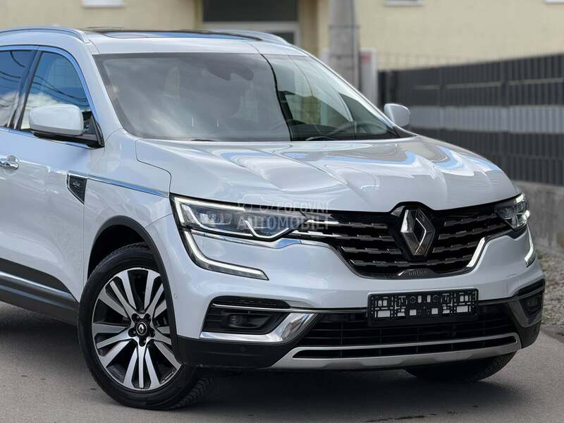 Renault Koleos INITIALE PARIS PANO