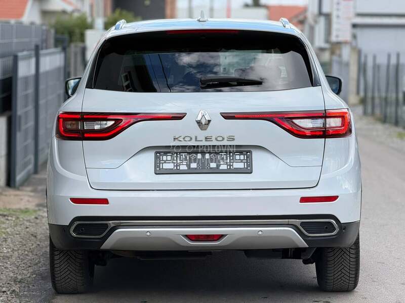 Renault Koleos INITIALE PARIS PANO