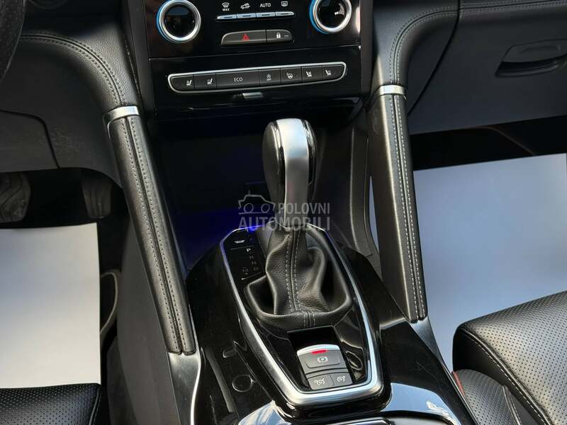 Renault Koleos INITIALE PARIS PANO