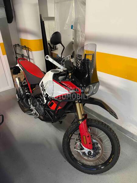 Ducati DesertX Rally