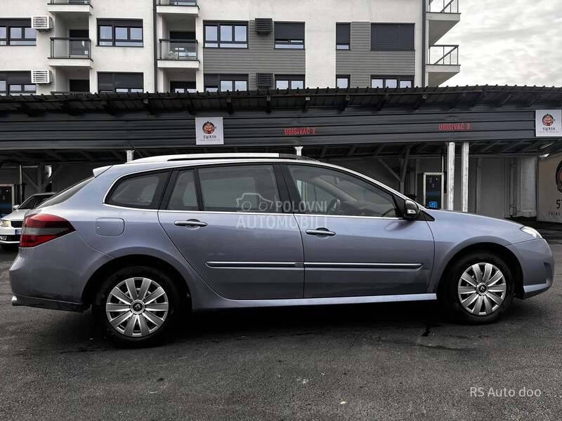 Renault Laguna 
