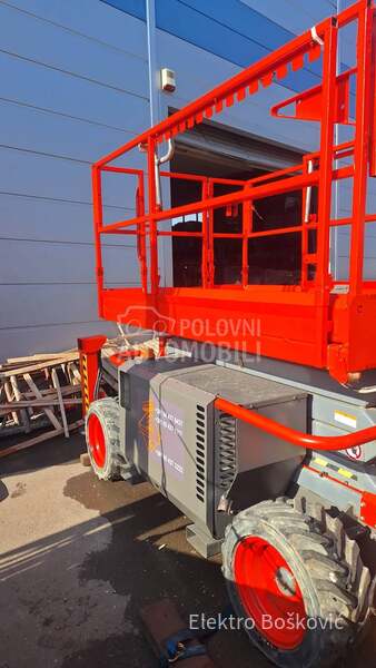 SkyJack SJ6832RT NAJAM/PRODAJA