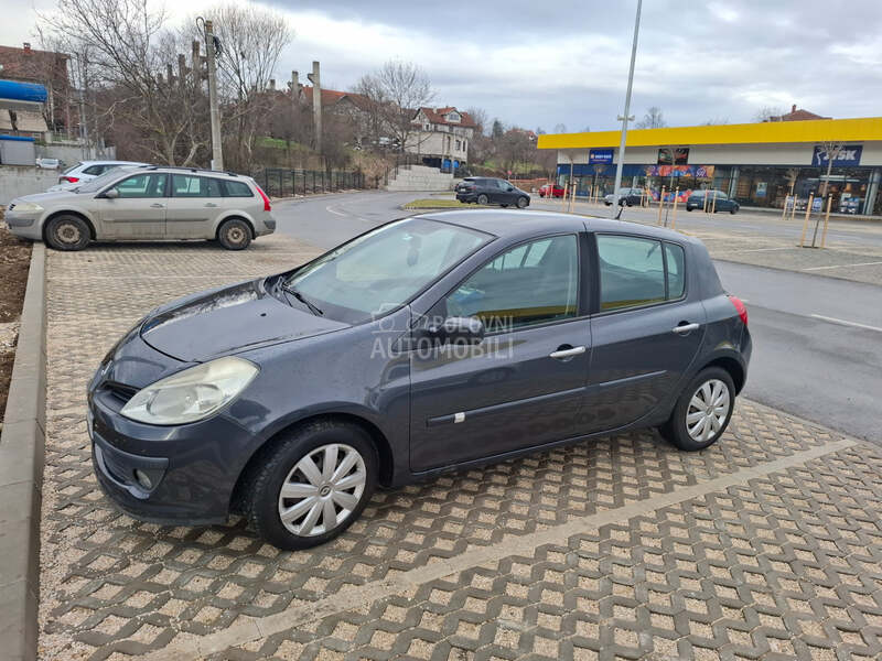 Renault Clio 1.4 16v