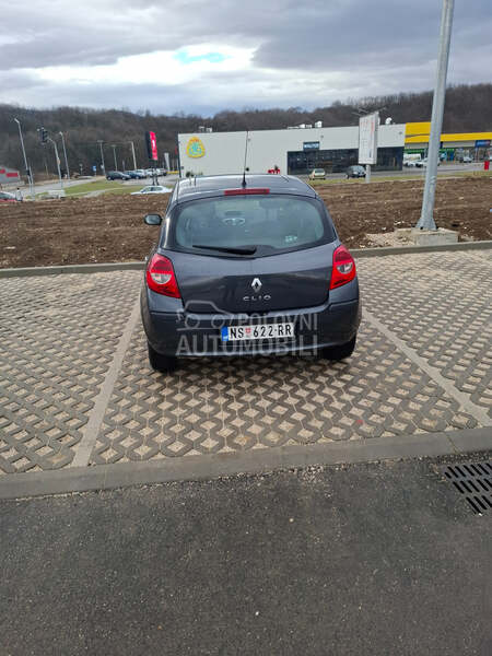 Renault Clio 1.4 16v