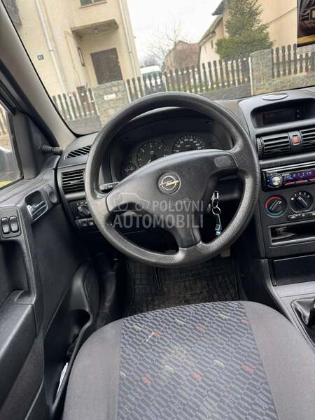 Opel Astra G 