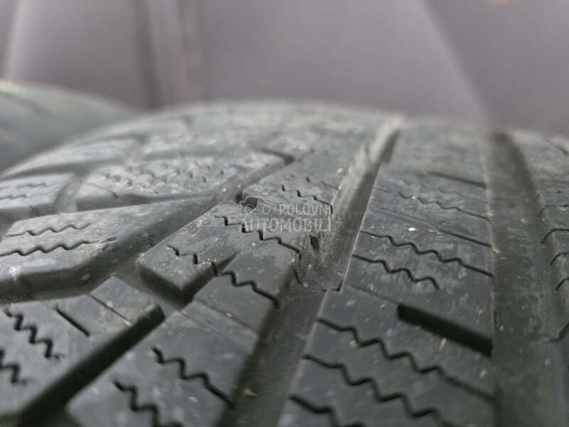 Hankook 235/60 R16 Zimska