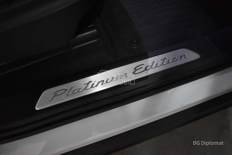 Porsche Cayenne Coupe Platinum