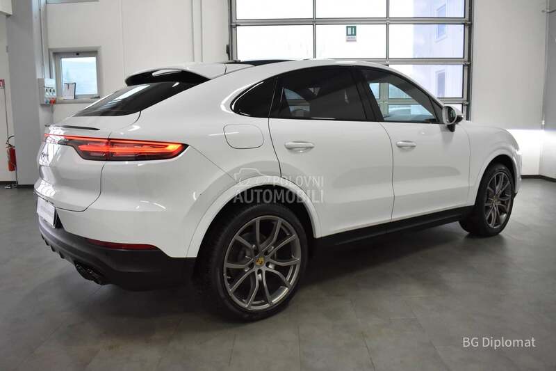 Porsche Cayenne Coupe Platinum