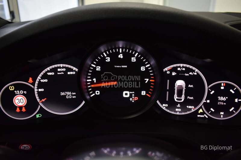 Porsche Cayenne Coupe Platinum