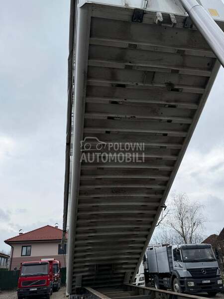 Schmitz SKI 24 SL 9.6