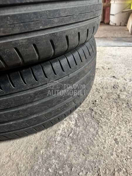 Toyo 215/55 R17 Letnja