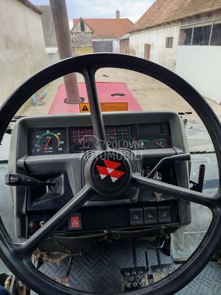 Massey Ferguson 3690