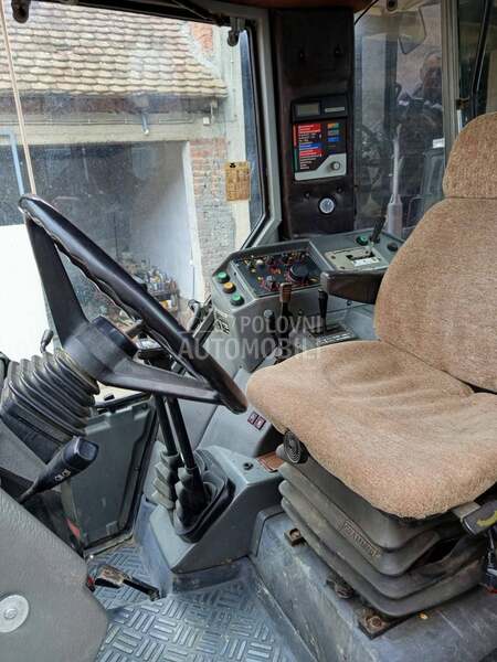 Massey Ferguson 3690