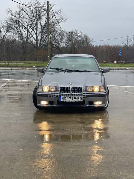 BMW 320 320i