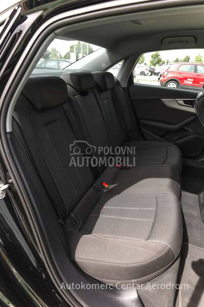 Audi A4 35 TFSI advanced